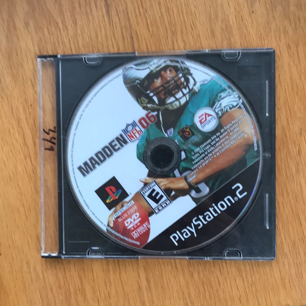 PS2 PlayStation 2 Madden 06 NFL video game DVD